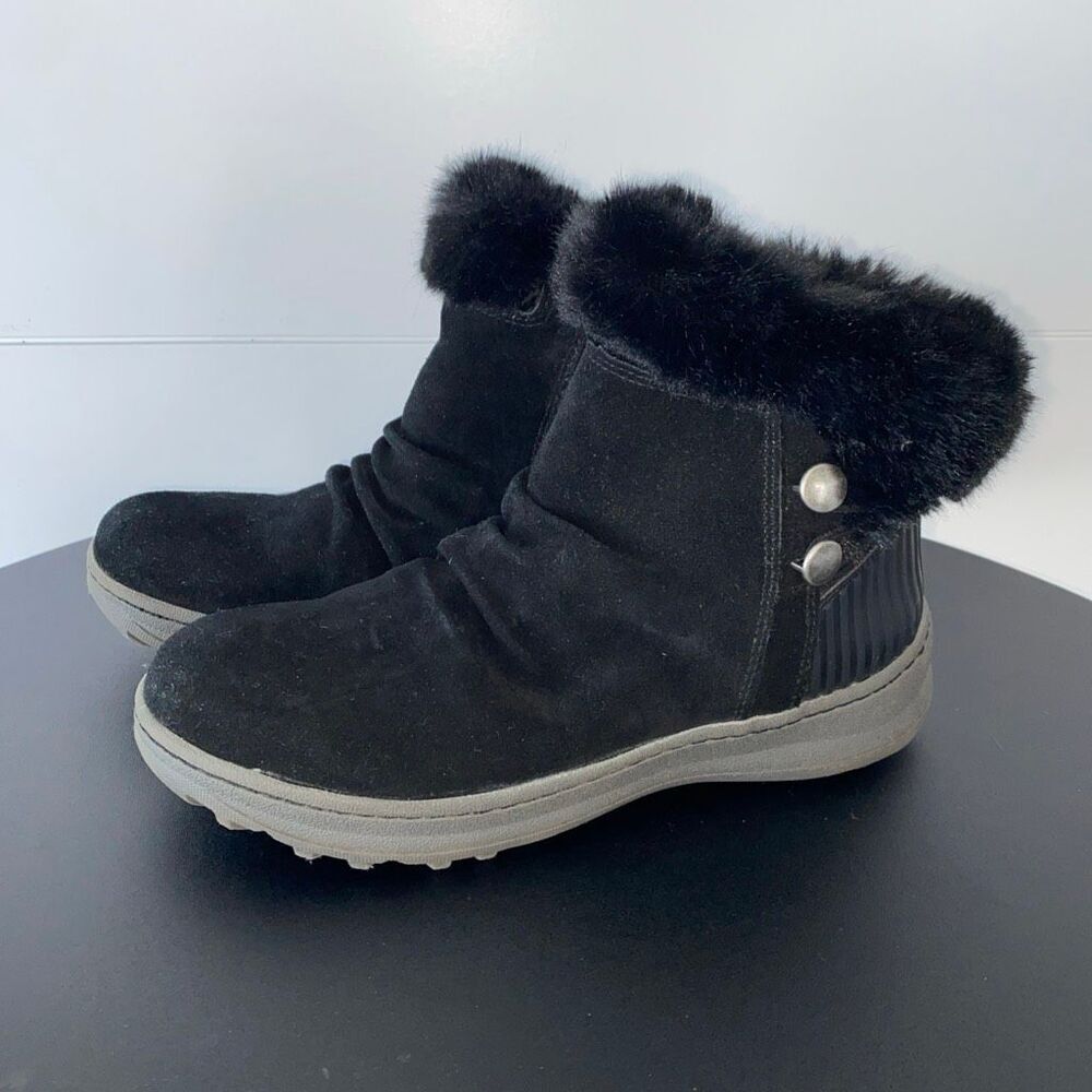Bare Traps Womens Short Boots Black Suede Zipper ~ Size 8